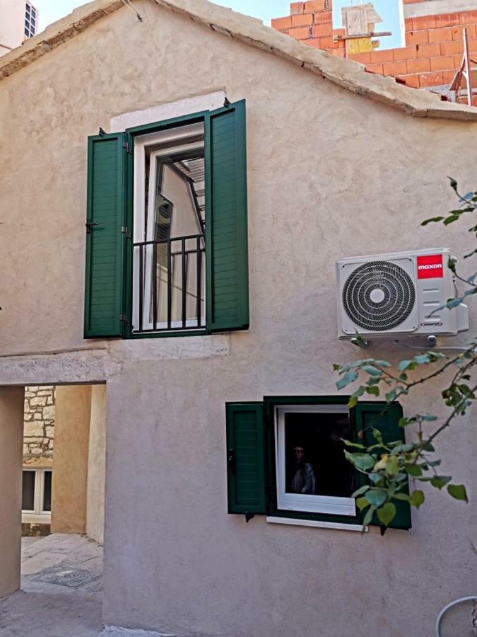 No.5 Luxury Studio Split Exterior foto